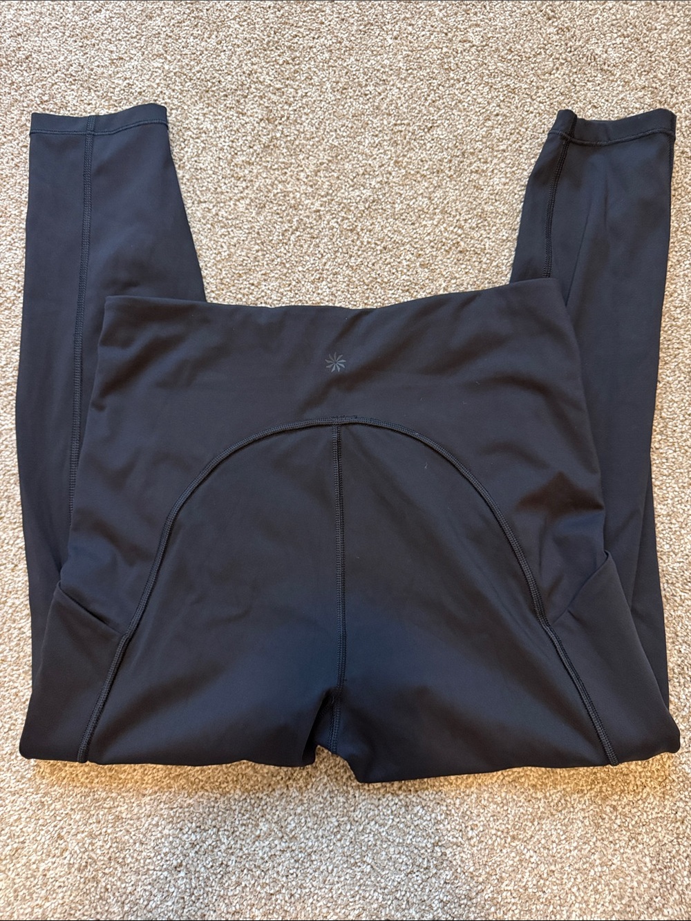 Athleta Black Ultimate Stash Pocket 7/8 Leggings
